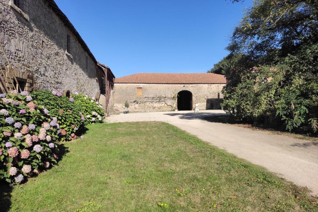 Photo of Others in Mouchamps