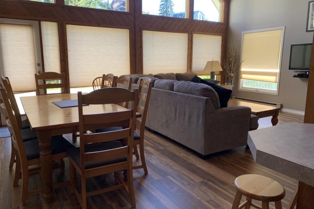Photo of Livingroom in Silver Star Mountain