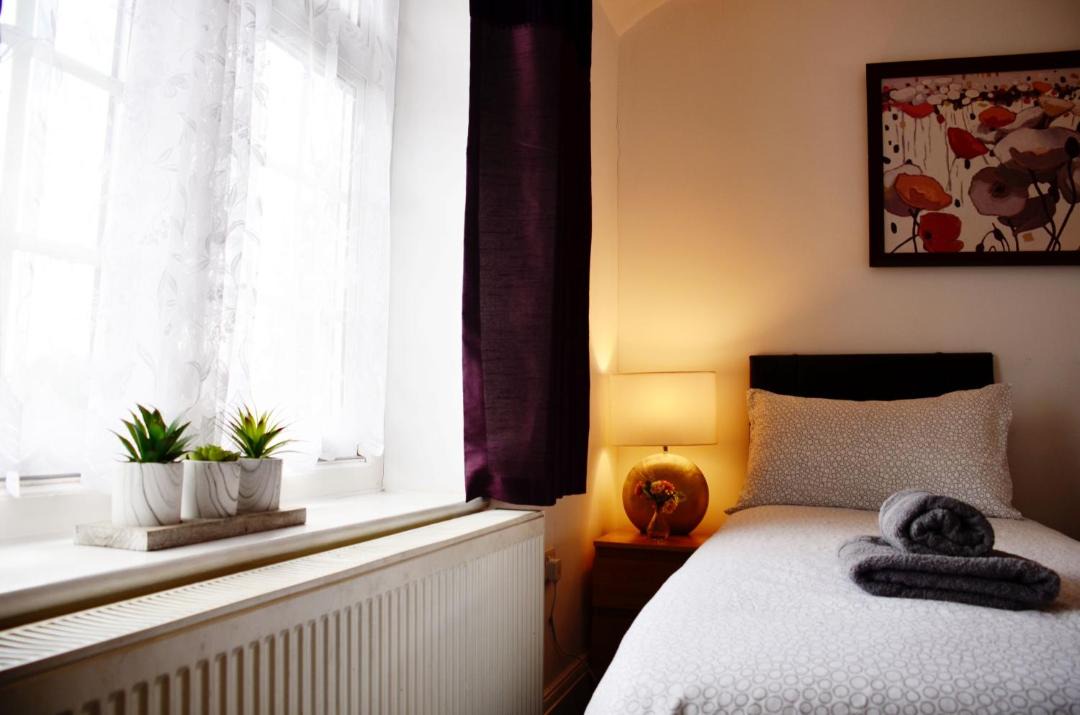 Photo of Bedroom in Stanwell