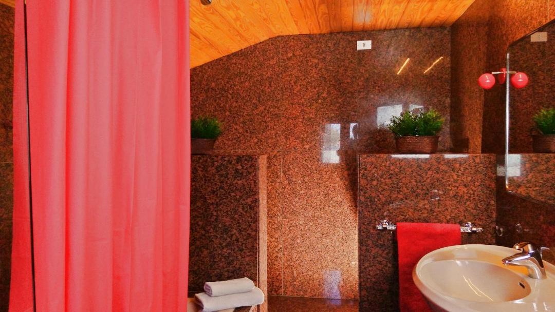 Photo of Bathroom in Castellciutat