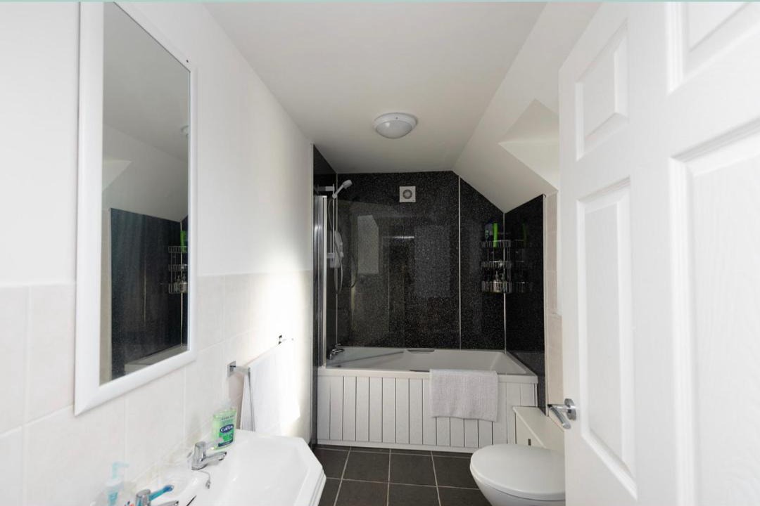 Photo of Bathroom in Torlundy