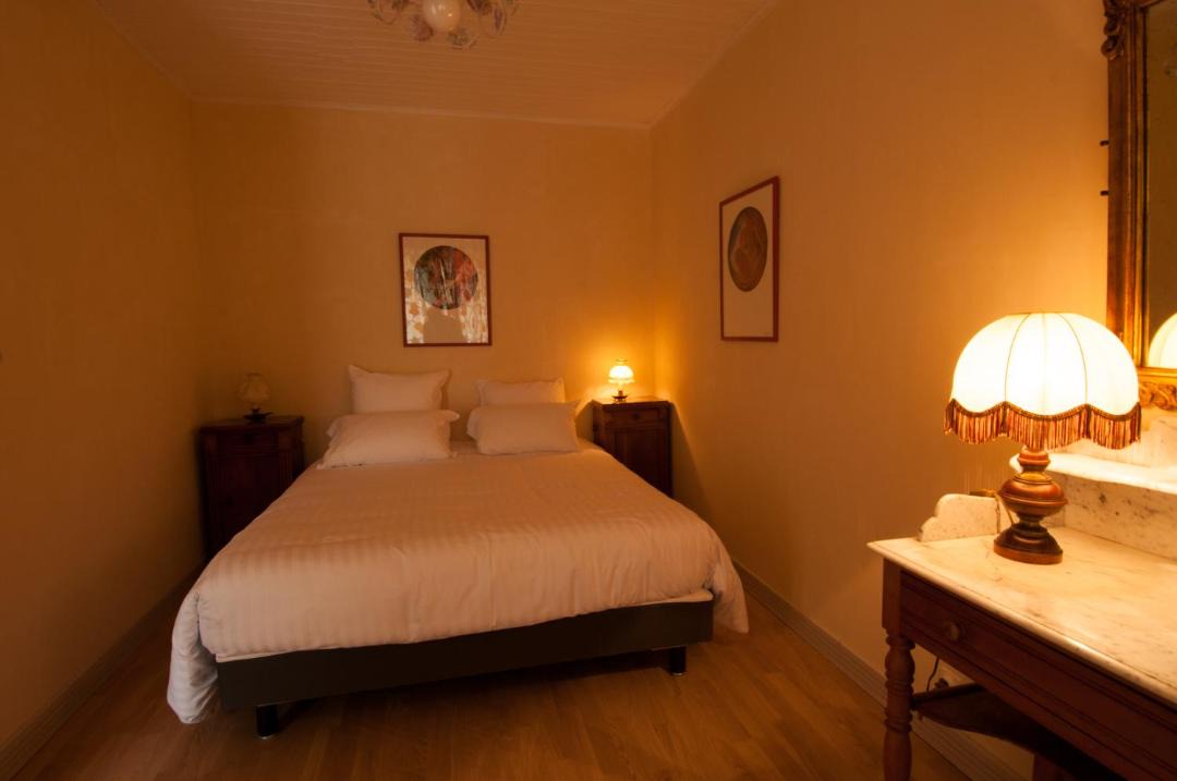 Photo of Bedroom in Begadan