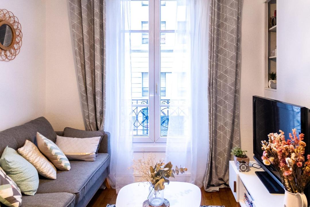 Photo of Livingroom in 18th Arrondissement