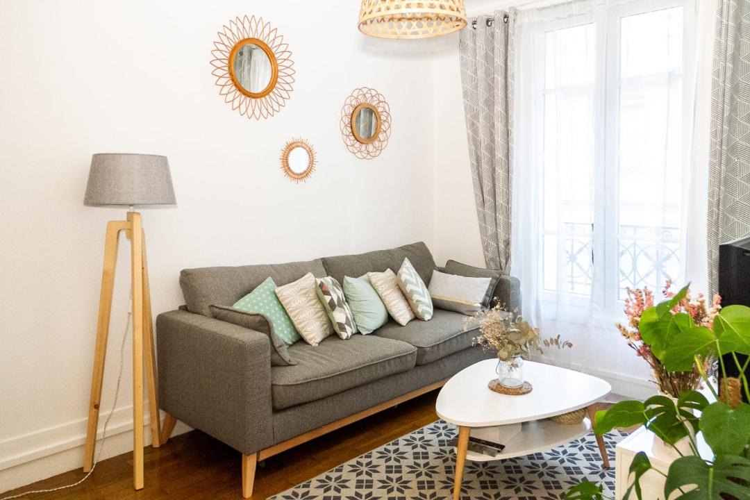 Photo of Livingroom in 18th Arrondissement