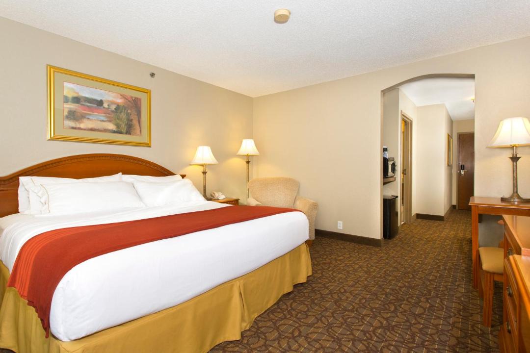 Photo of Bedroom in Onalaska