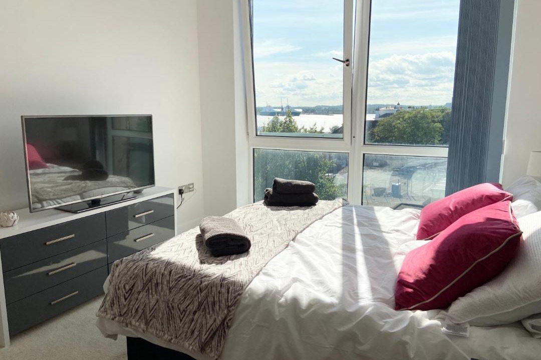 Photo of Livingroom in Southampton City Centre