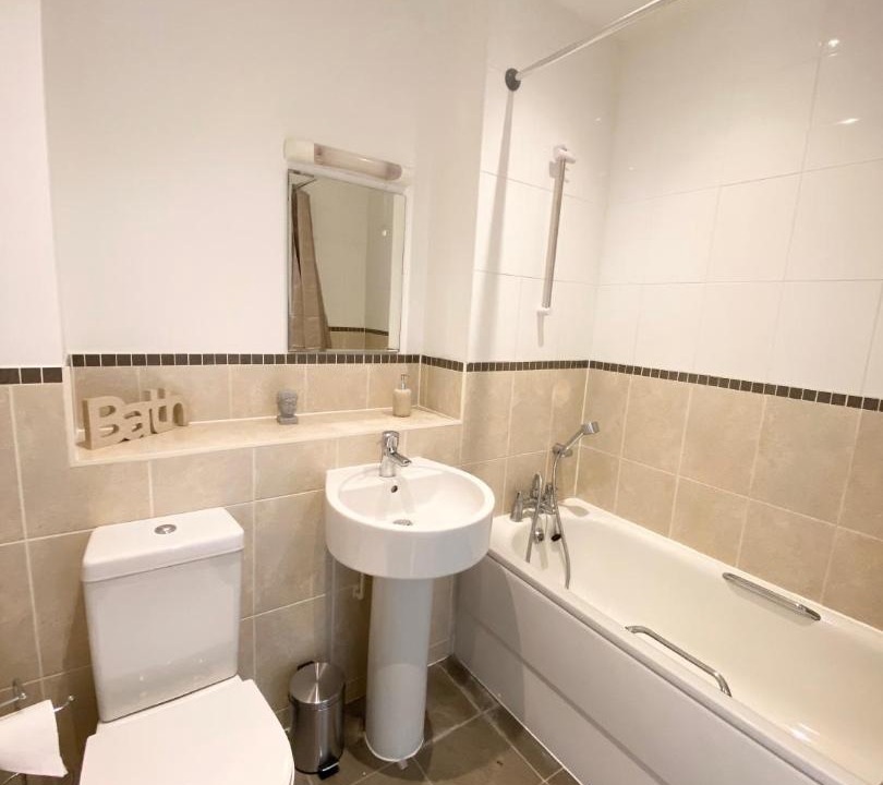 Photo of Bathroom in Southampton City Centre