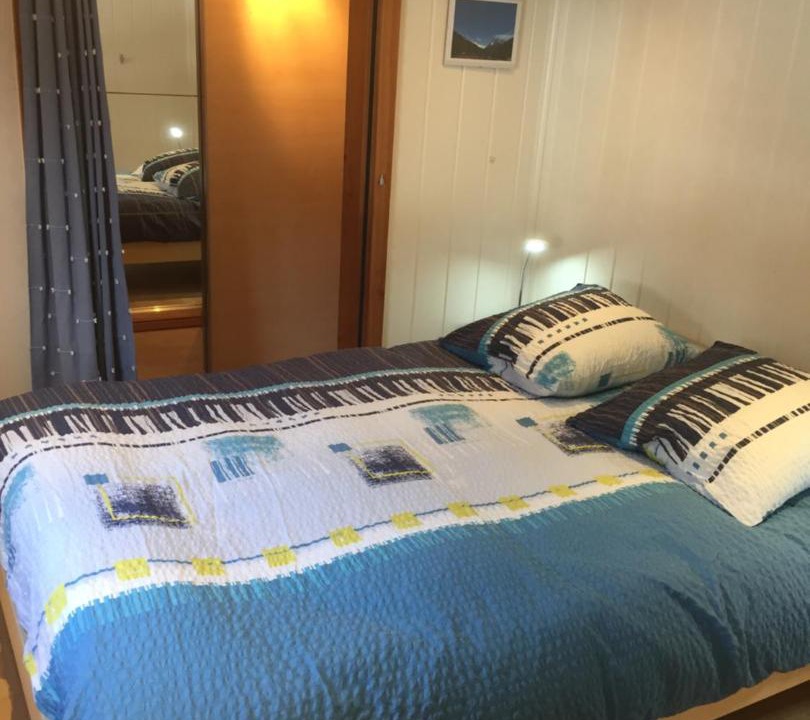 Photo of Bedroom in Evolene