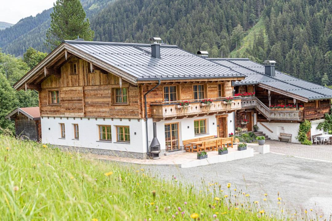 Photo of Others in Hinterglemm