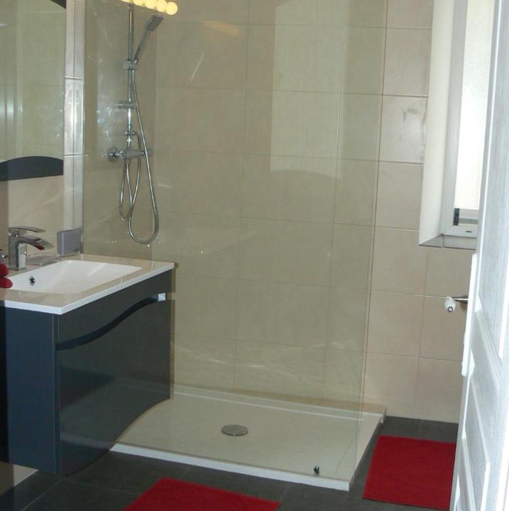 Photo of Bathroom in Labruguiere