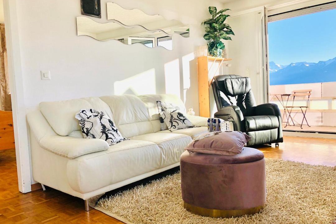 Photo of Livingroom in Montreux