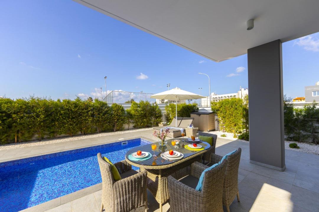 Photo of Patio Balcony in Pernera