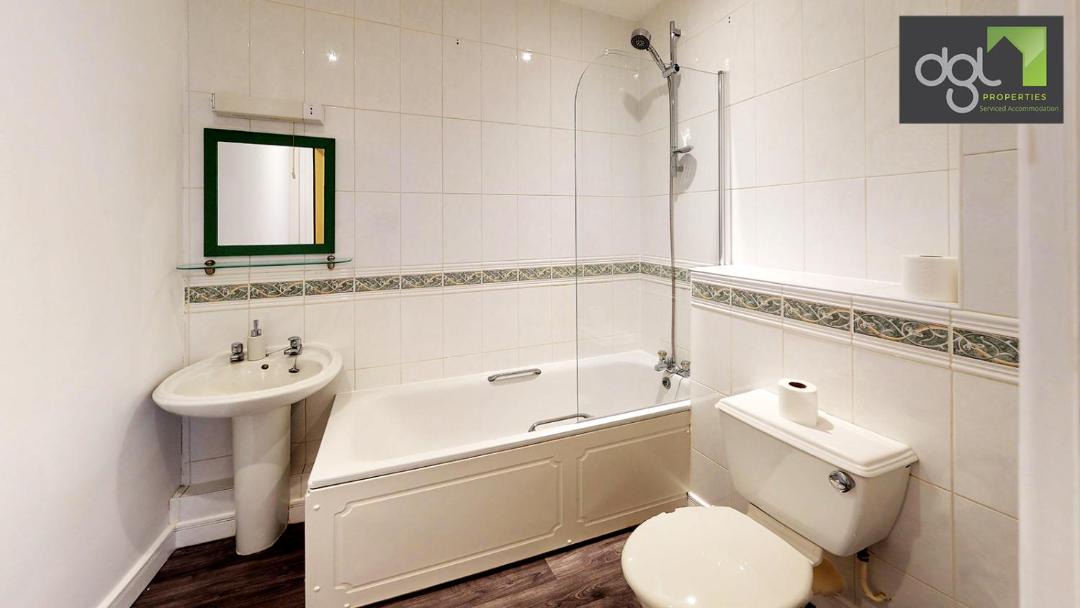 Photo of Bathroom in Southampton City Centre