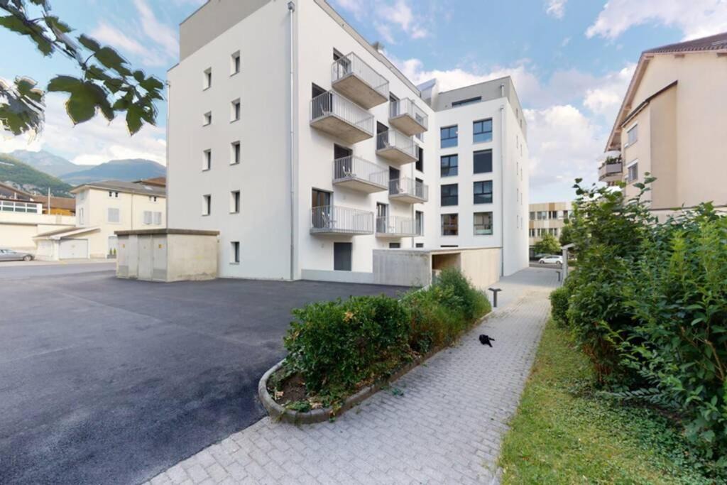 Photo of Buildings in Aigle