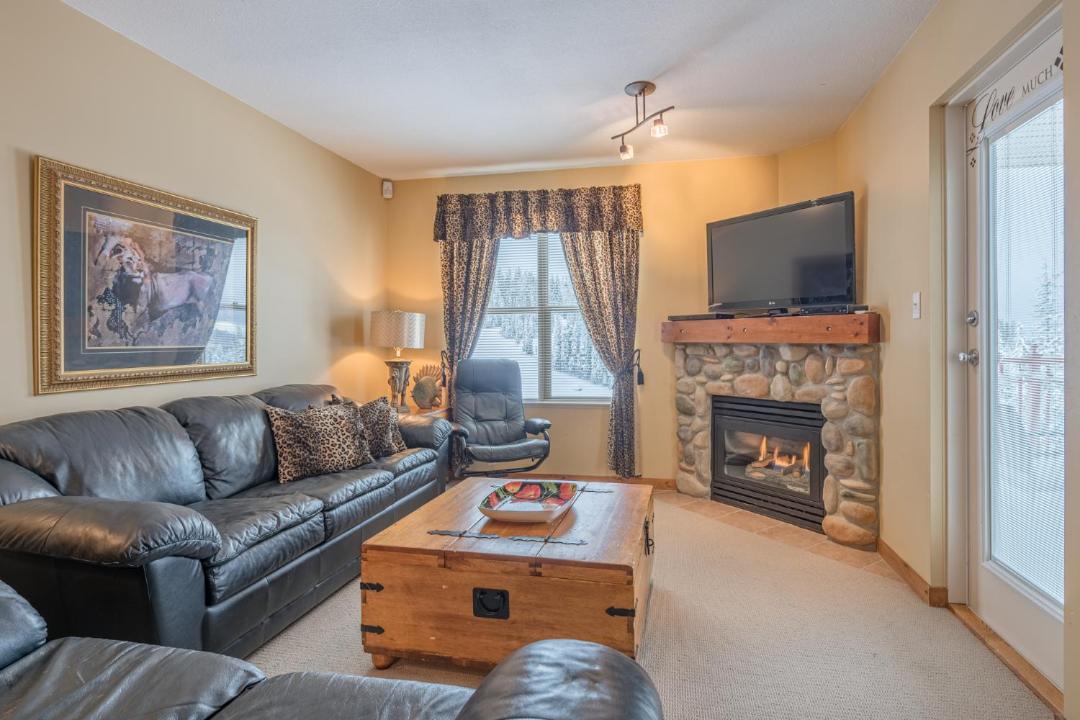 Photo of Livingroom in Silver Star Mountain