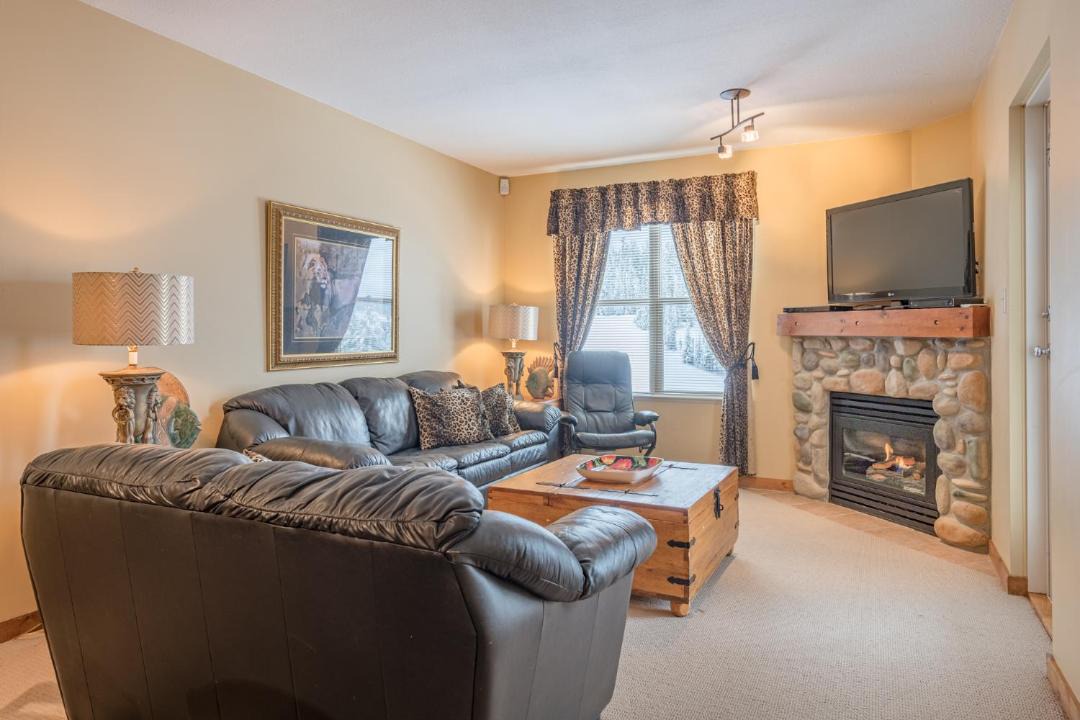 Photo of Livingroom in Silver Star Mountain