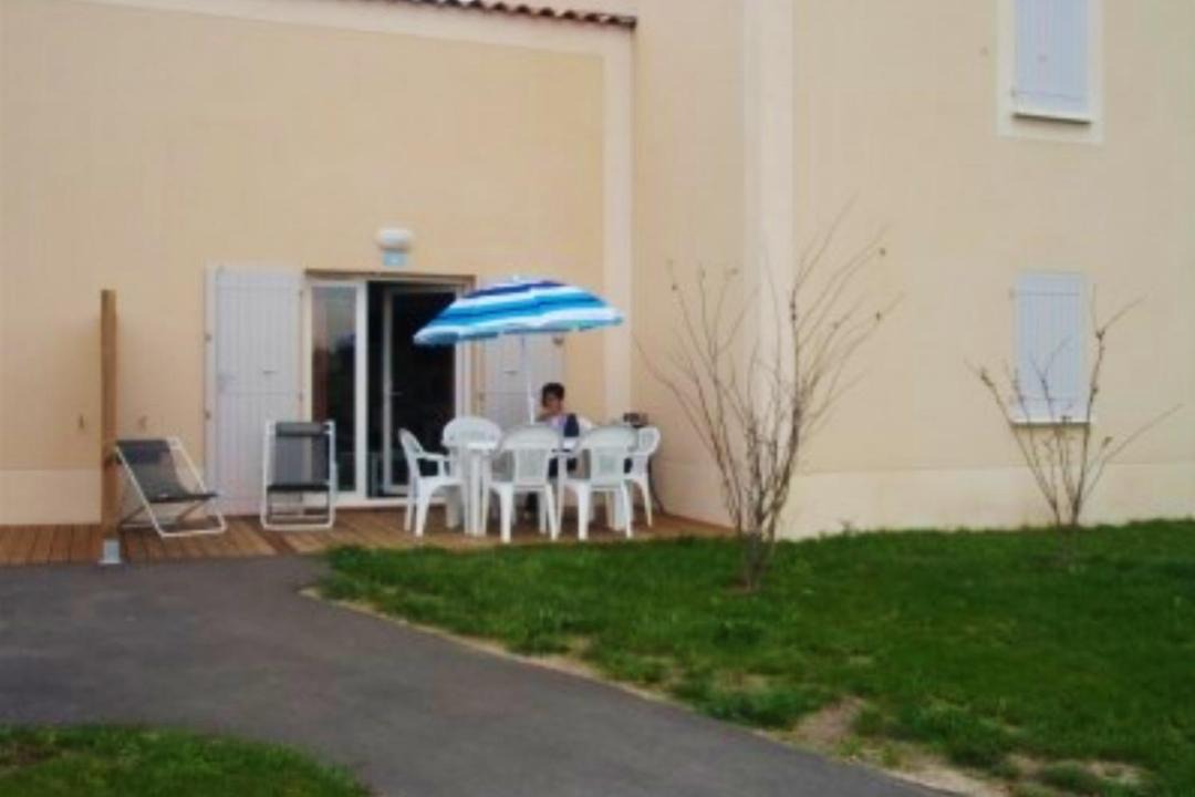 Photo of Buildings in Aubignan