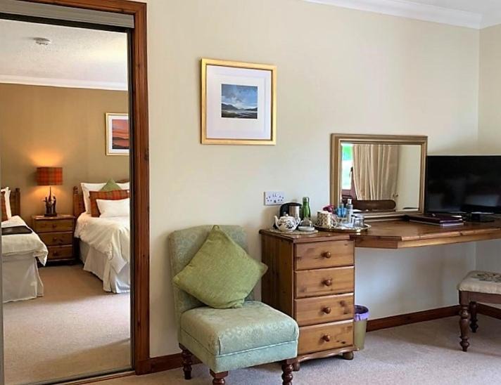 Photo of Livingroom in West Laroch