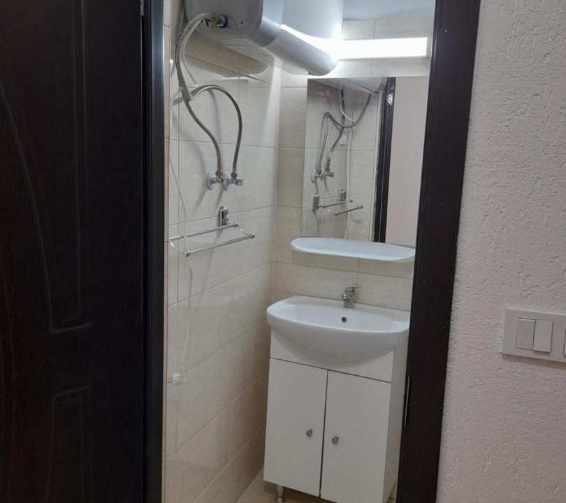 Photo of Bathroom in Saturn