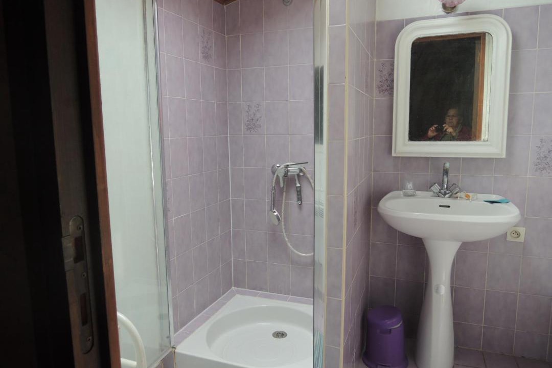 Photo of Bathroom in Villeneuve-Minervois