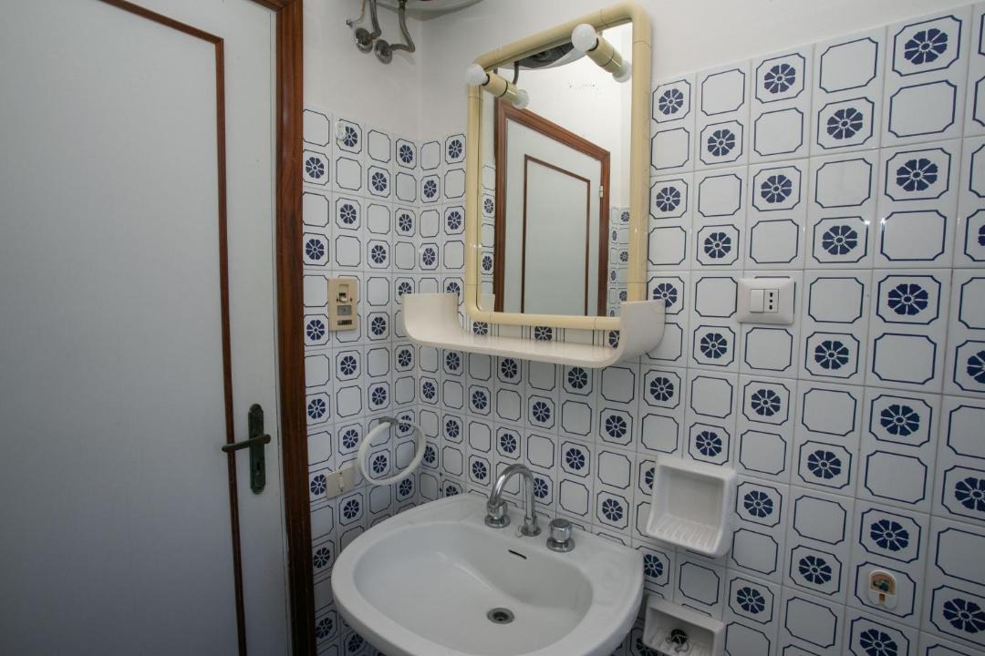 Photo of Bathroom in Marcelli