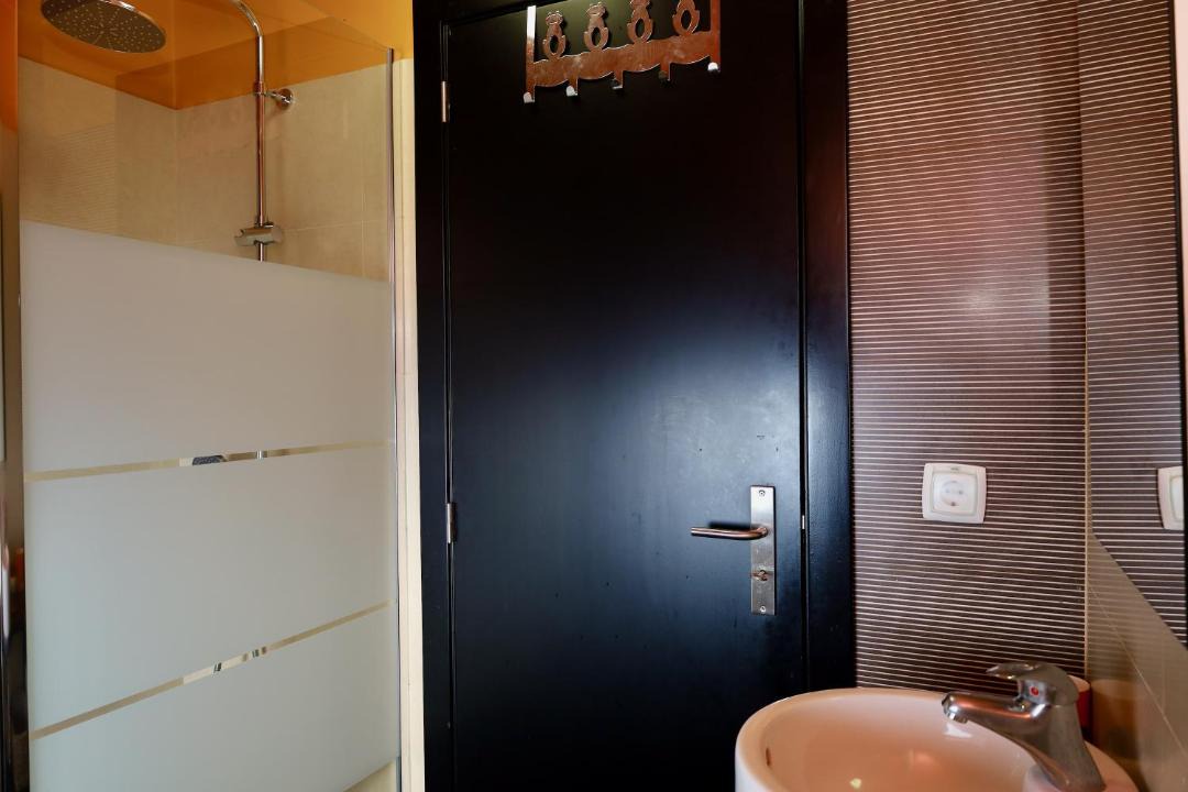 Photo of Bathroom in Faja da Ovelha