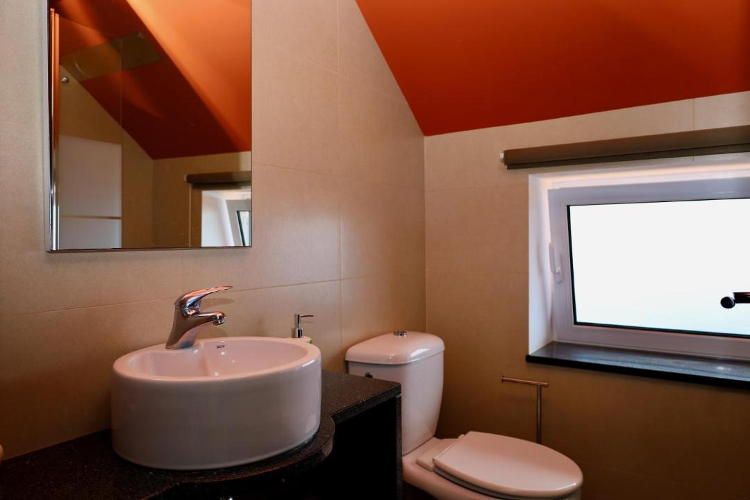 Photo of Bathroom in Faja da Ovelha