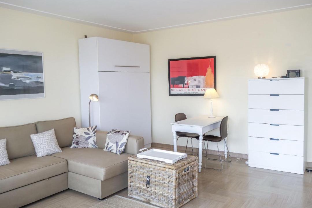 Photo of Livingroom in Antibes Old Town