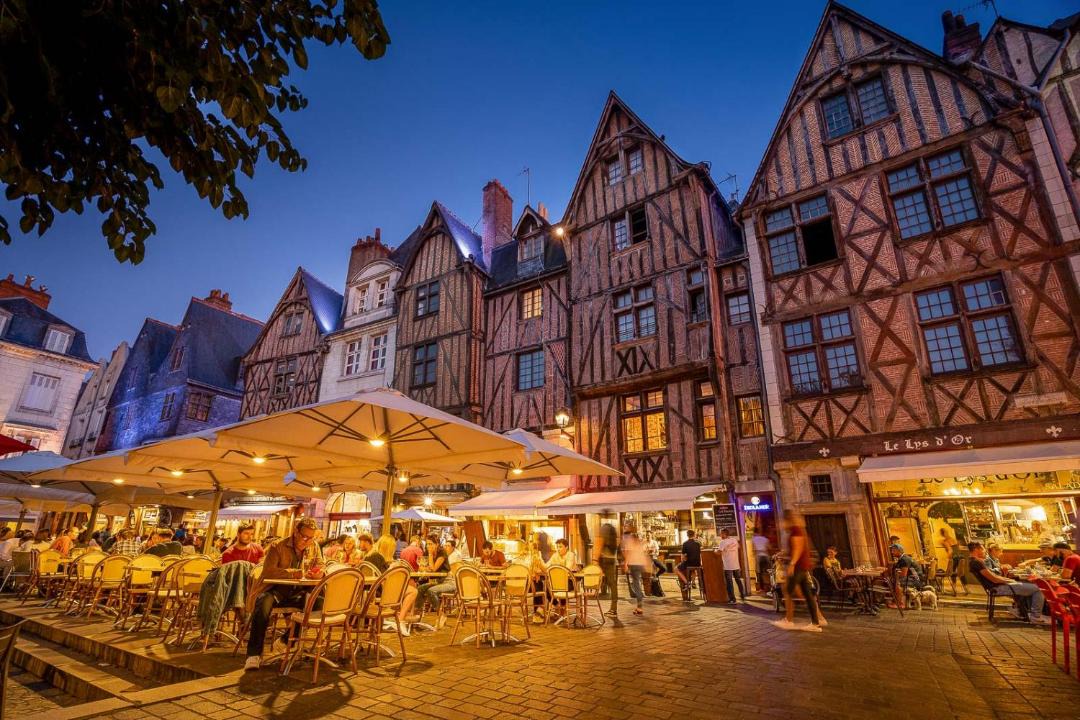 Photo of Buildings in Tours