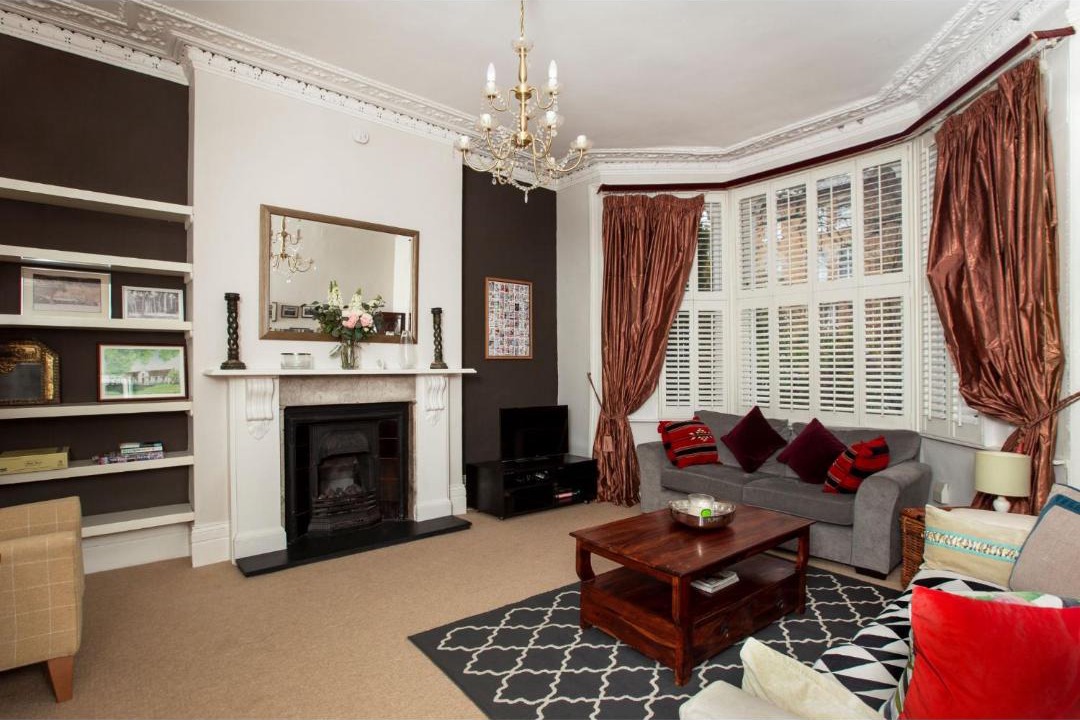 Photo of Livingroom in Ealing Broadway