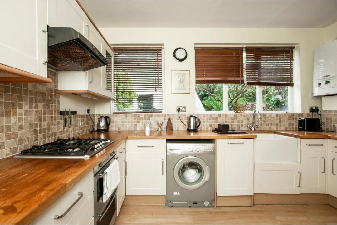 Photo of Kitchen in Ealing Broadway