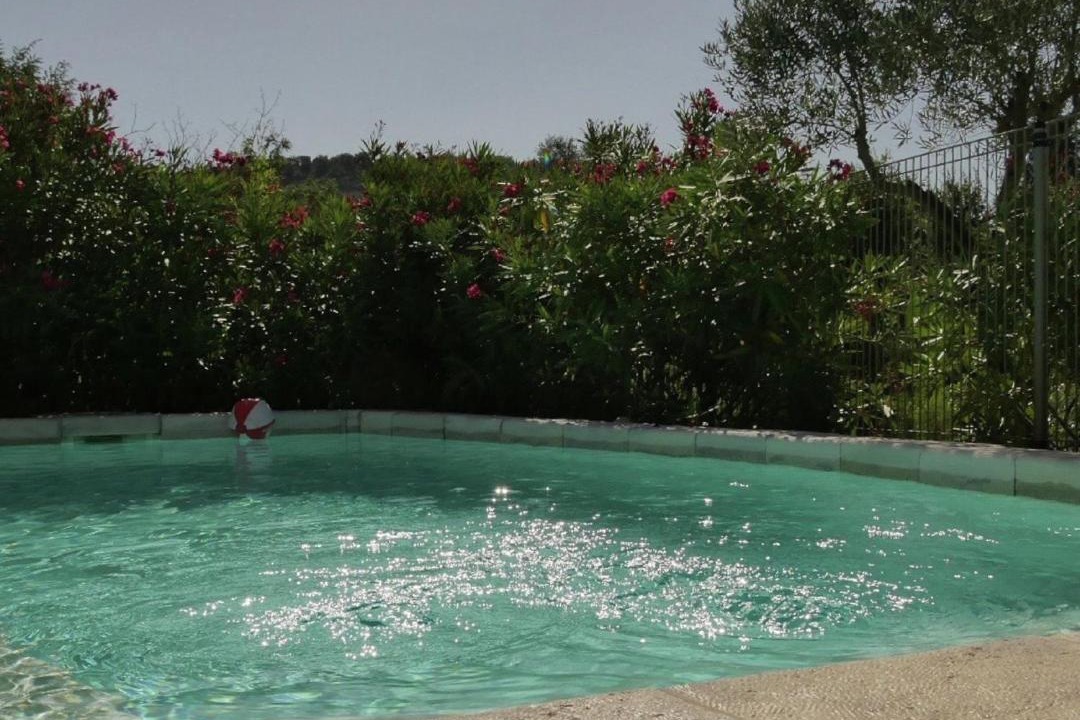 Photo of Outdoor in Sampzon