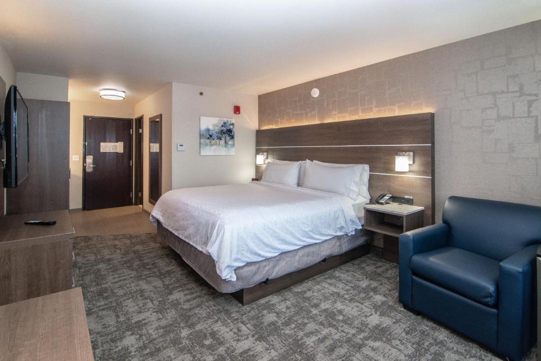 Photo of Bedroom in Riverside