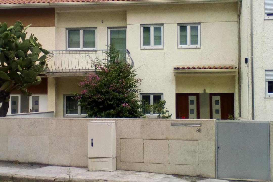 Photo of Buildings in Medelo