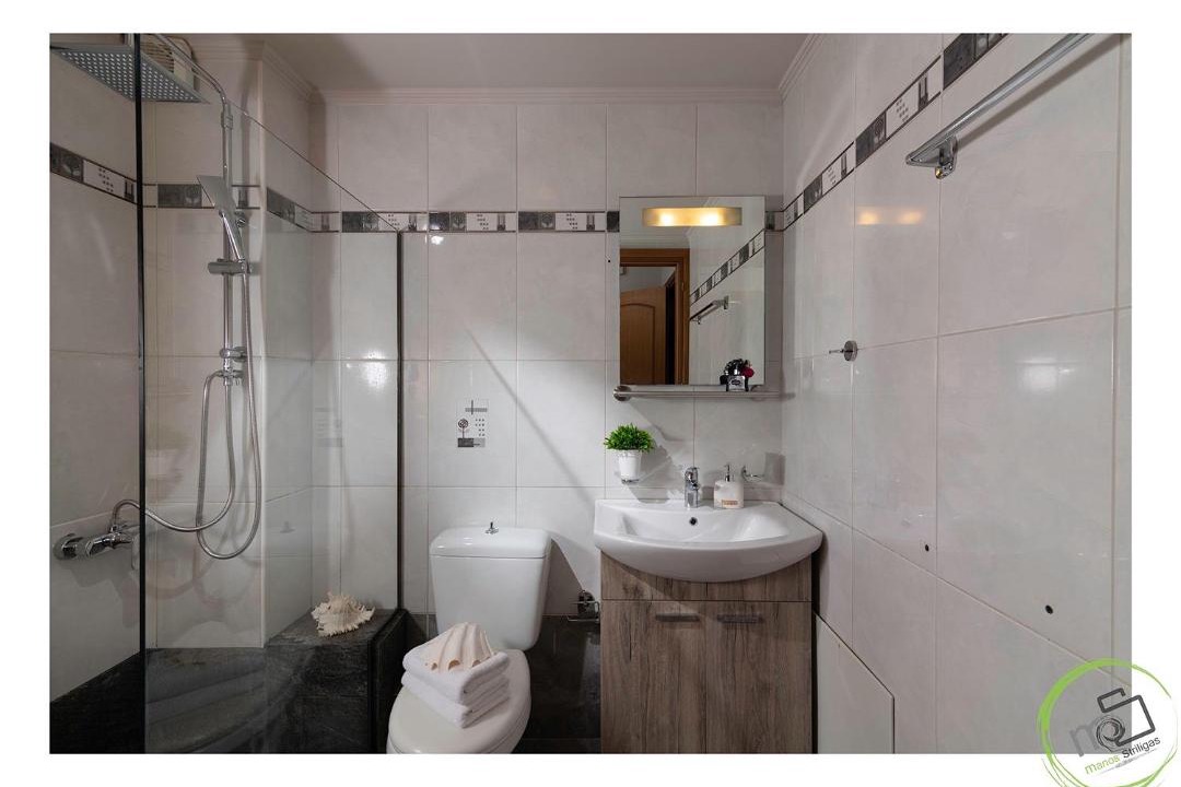 Photo of Bathroom in Piskopiano
