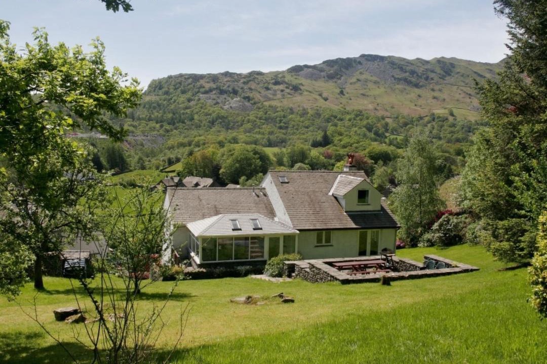 Photo of Buildings in Chapel Stile
