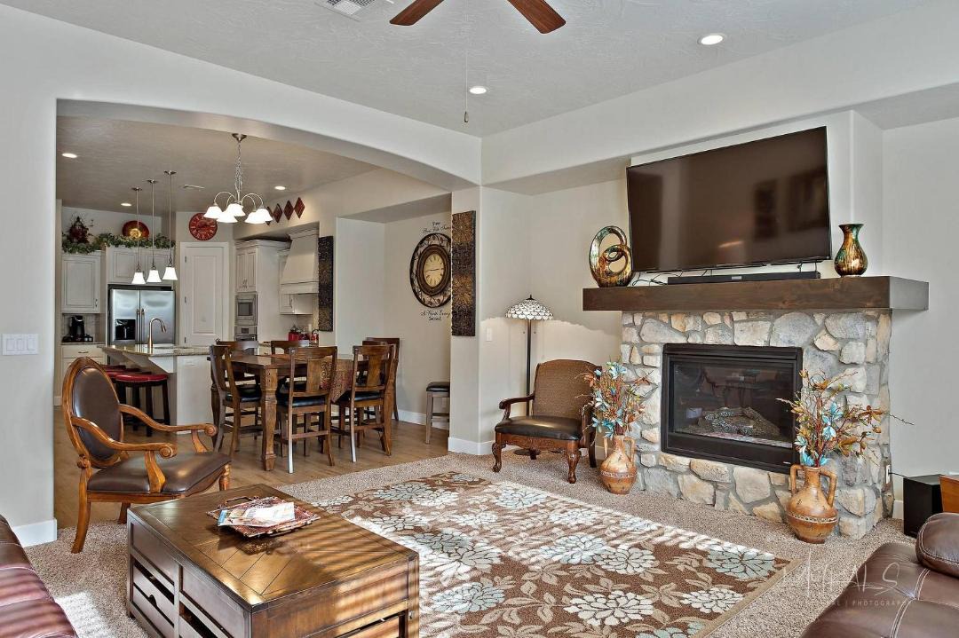 Photo of Livingroom in St. George
