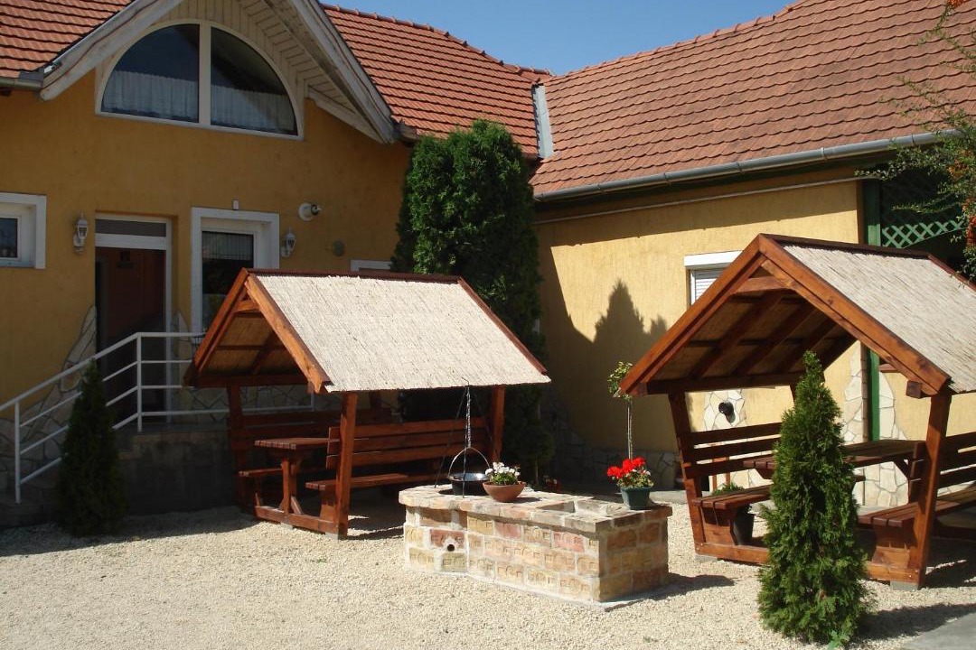 Photo of Buildings in Papa
