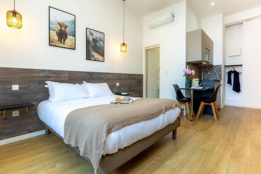 Photo of Bedroom in Opera