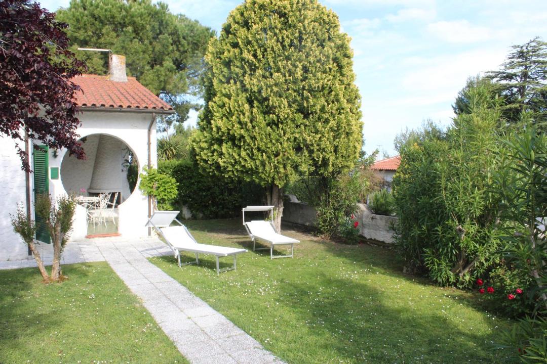Photo of Buildings in Villaggio Taunus