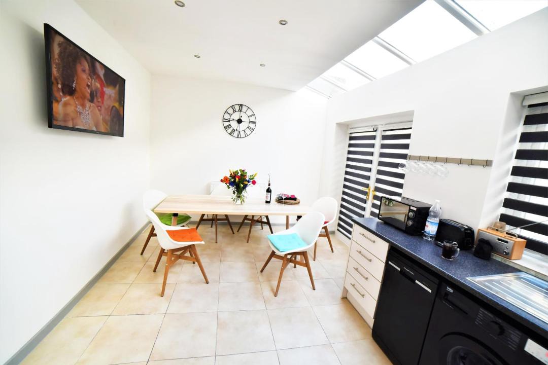Photo of Livingroom in Anfield