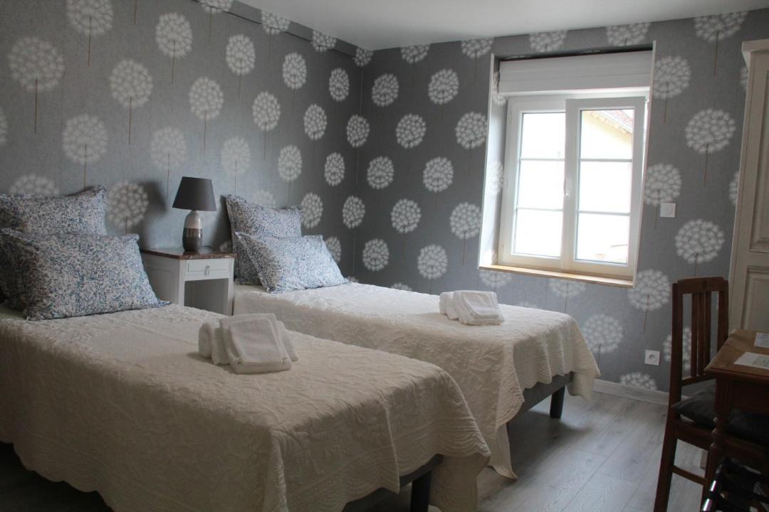 Photo of Others in Huisseau-sur-Cosson