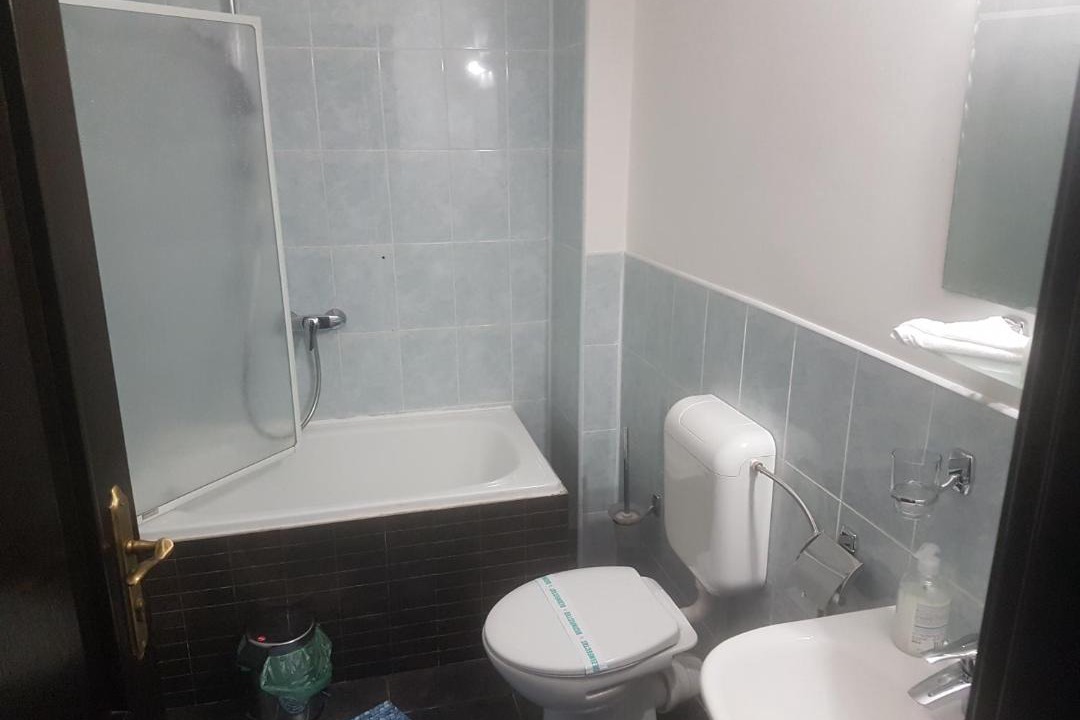Photo of Bathroom in Radauti