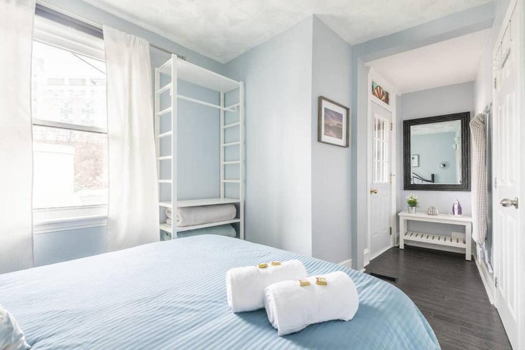 Photo of Bedroom in Centretown West