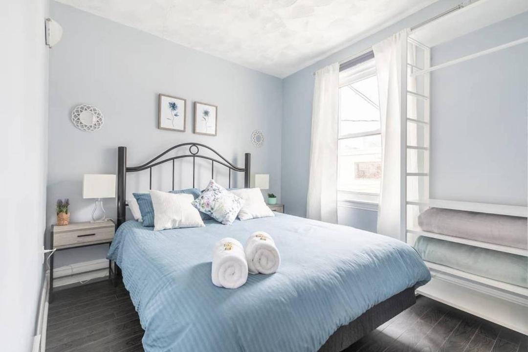 Photo of Bedroom in Centretown West