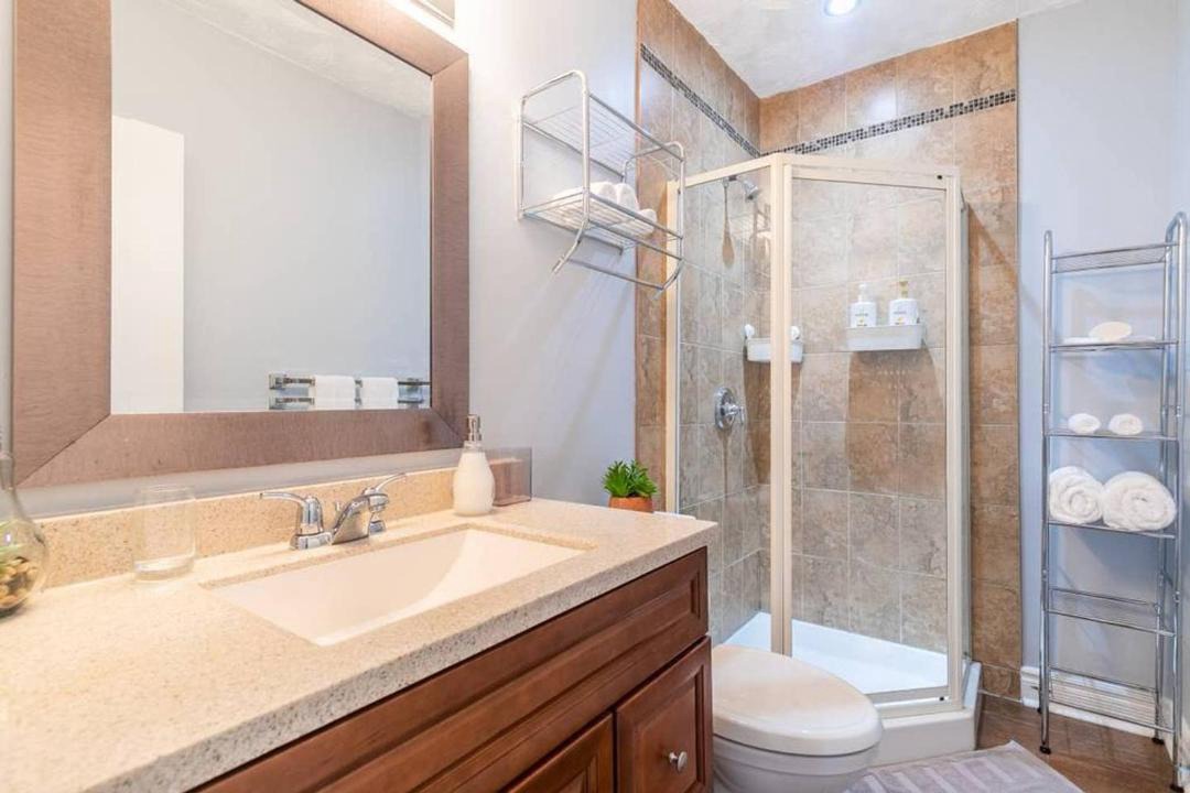Photo of Bathroom in Centretown West