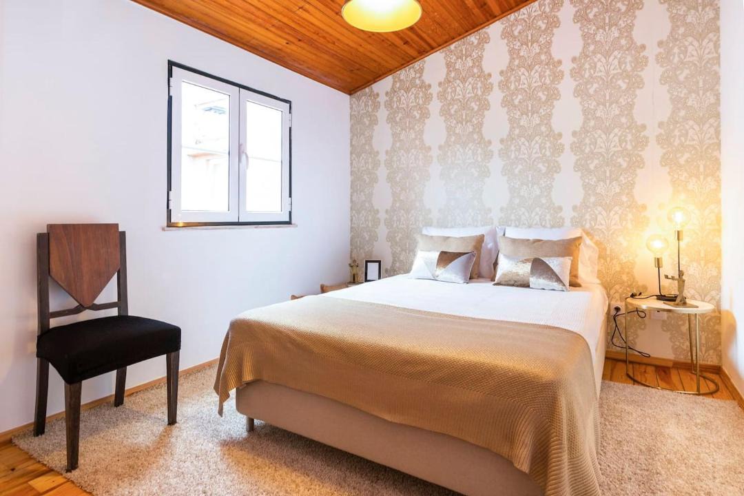 Photo of Bedroom in Linda-a-Velha