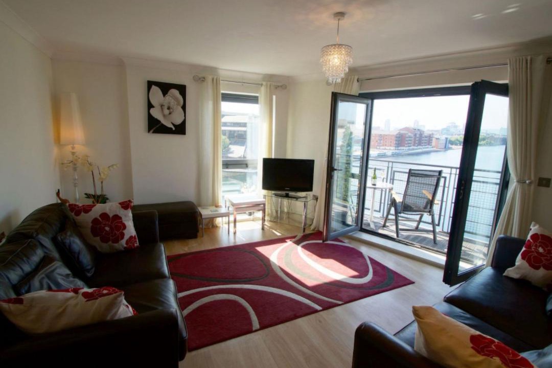Photo of Livingroom in Atlantic Wharf