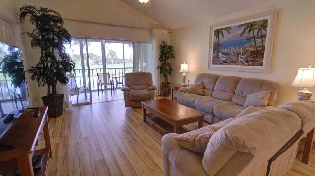 Photo of Livingroom in Plantation