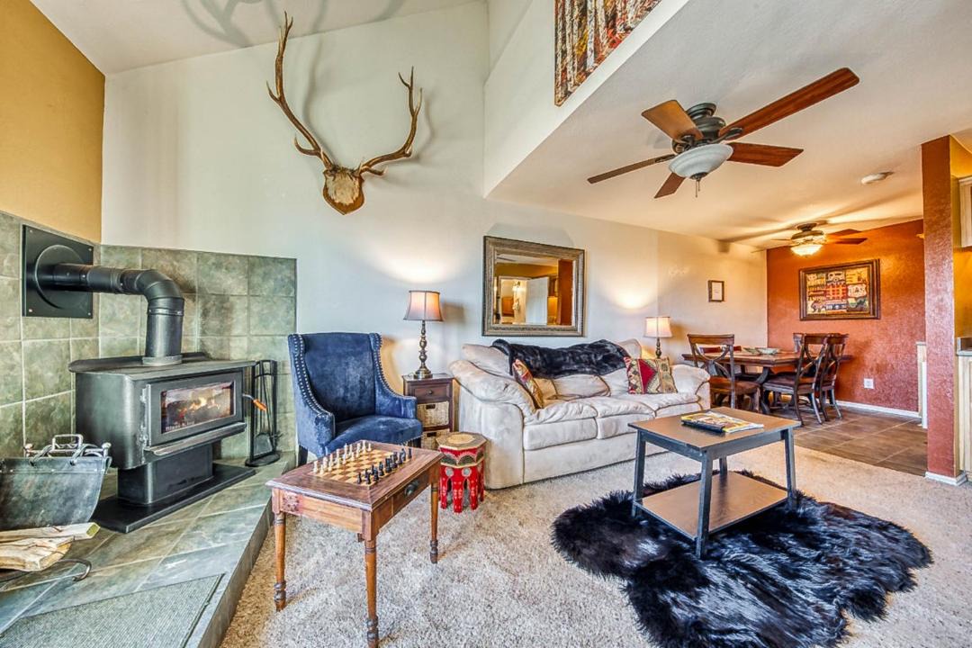 Photo of Livingroom in Brian Head